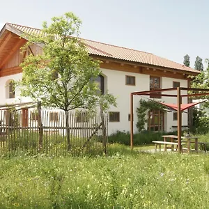 Ansitz Parstorfer Apartment Chieming