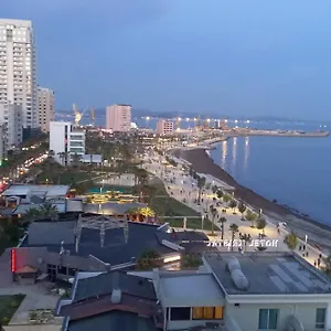 Sea View Holiday In Center Durrës